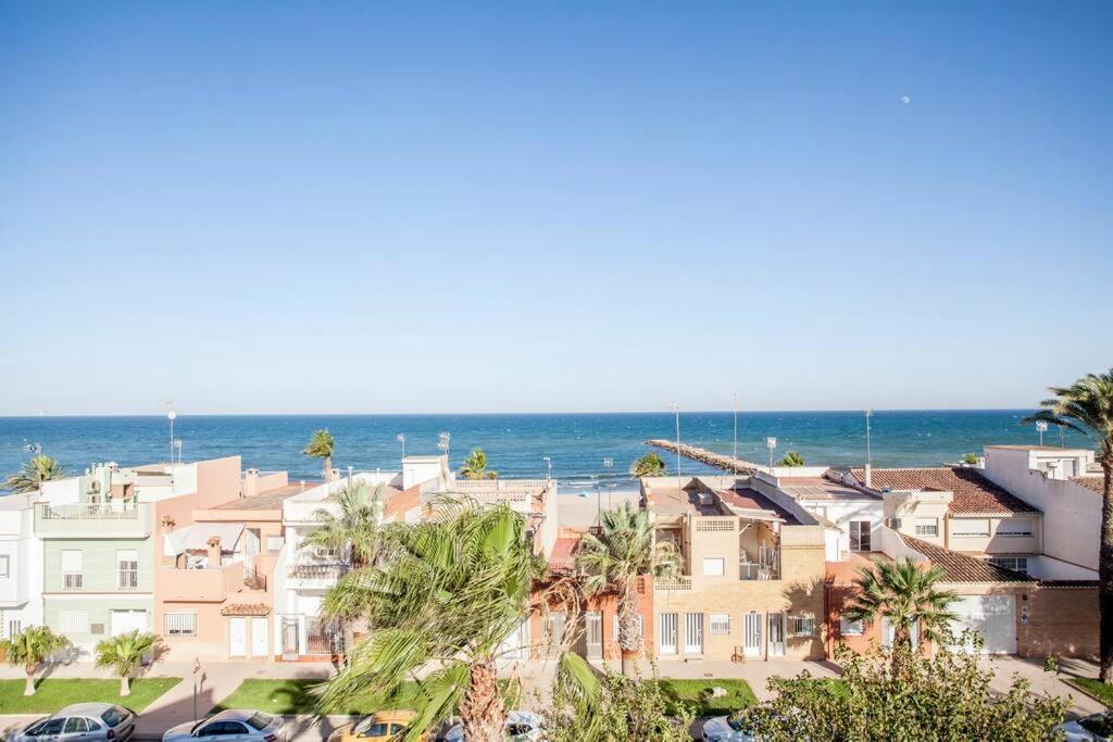 Confortable Beach Appartment With Views To The Sea Puçol Exterior foto